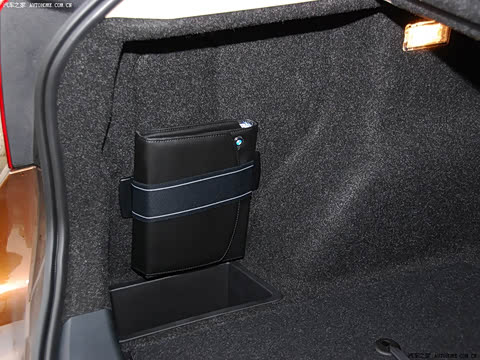 2010�� xDrive28i