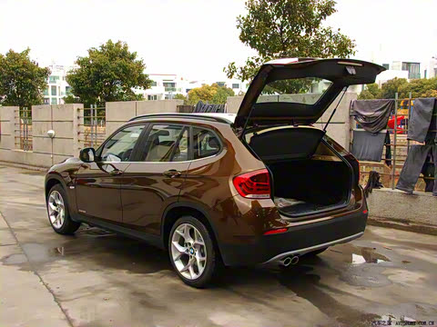 2010�� xDrive28i