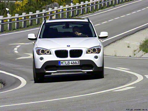 2010�� xDrive28i