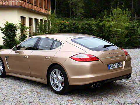 2010�� Panamera Turbo 4.8T