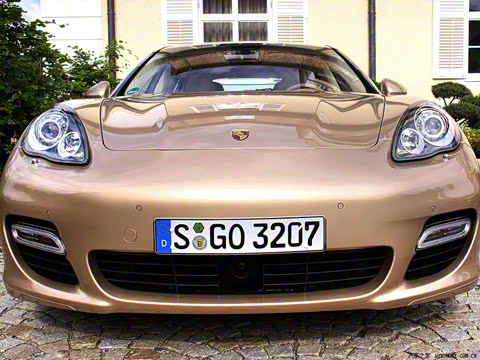 2010�� Panamera Turbo 4.8T