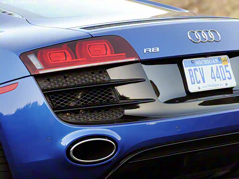 2010�� 5.2 FSI quattro