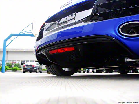 2010�� 5.2 FSI quattro