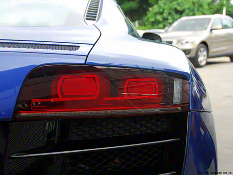 2010�� 5.2 FSI quattro