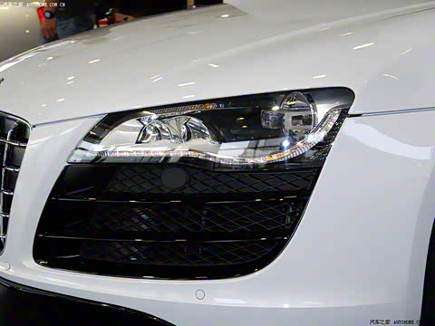 2010�� 5.2 FSI quattro