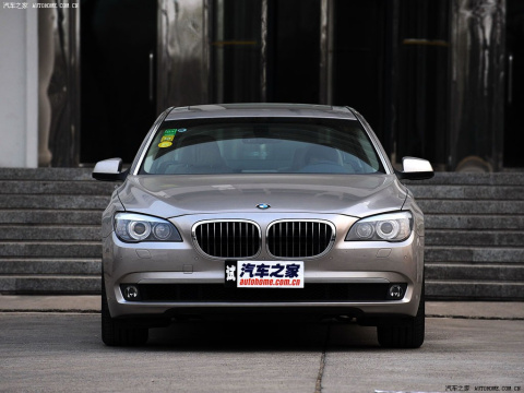 2009 740Li