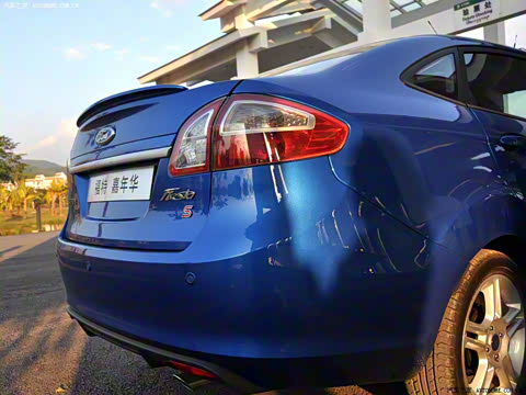 2009�� ���� 1.5L �ֶ��˶���