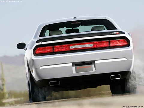 2009�� 6.1L SRT8 Silver