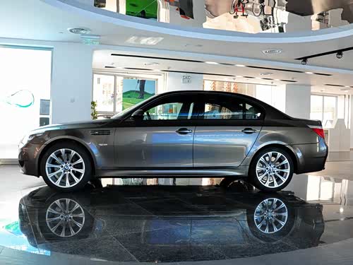 【图】宝马m5 2005款 m5报价_图片_宝马_汽车之家