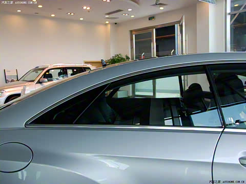 2009�� E 350 Coupe