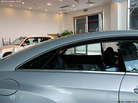 2009�� E 350 Coupe