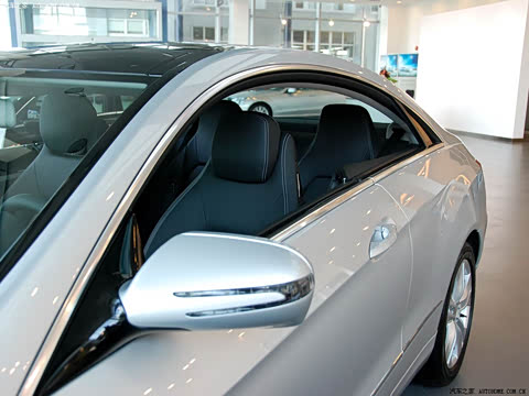 2009�� E 350 Coupe