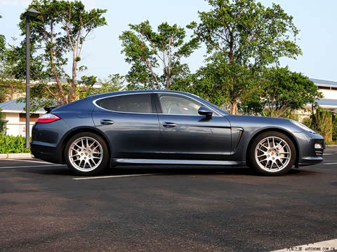 2010�� Panamera 4S 4.8L