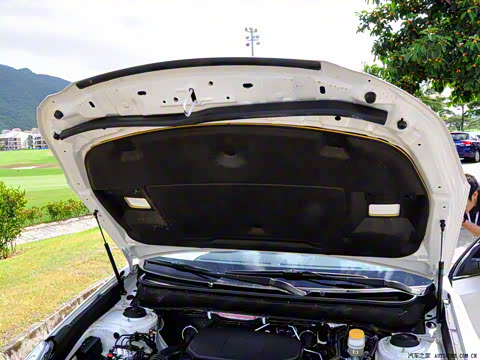 2010�� 2.0i������