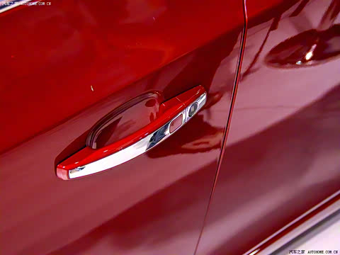 2009�� 1.8L SX AT