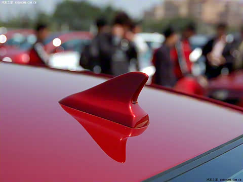 2009�� 1.8L SX AT