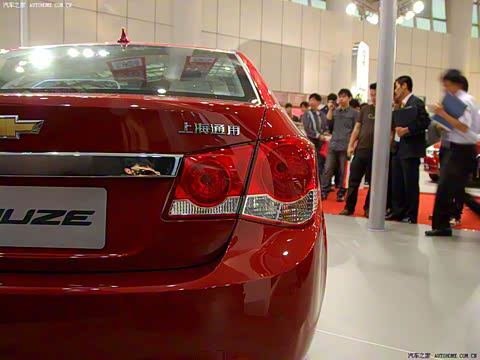 2009�� 1.8L SX AT