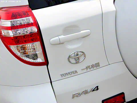 2009�� 2.0L �Զ������