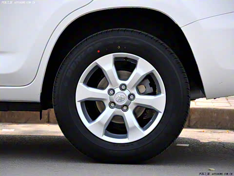 2009�� 2.0L �Զ������