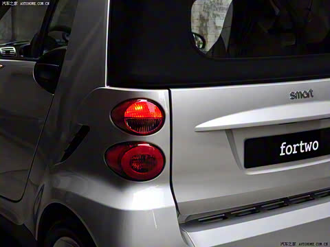 2009�� 1.0 MHD ���� style��