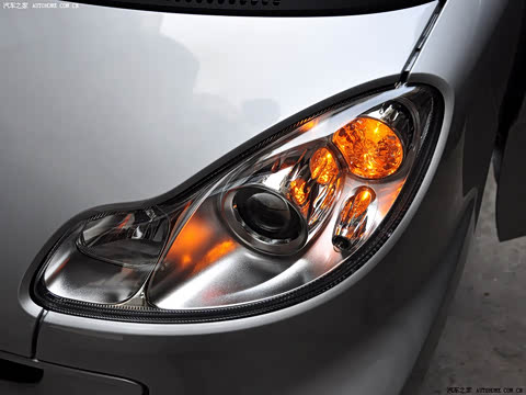 2009�� 1.0 MHD ���� style��