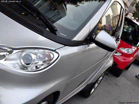 2009�� 1.0 MHD ���� style��