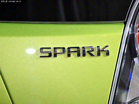 2011�� 1.0 SX AT