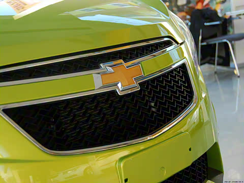 2011�� 1.0 SX AT