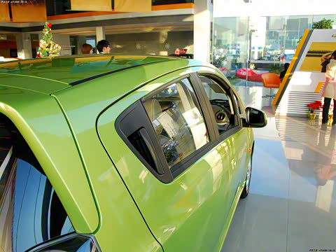 2011�� 1.0 SX AT