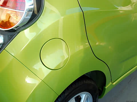 2011�� 1.0 SX AT