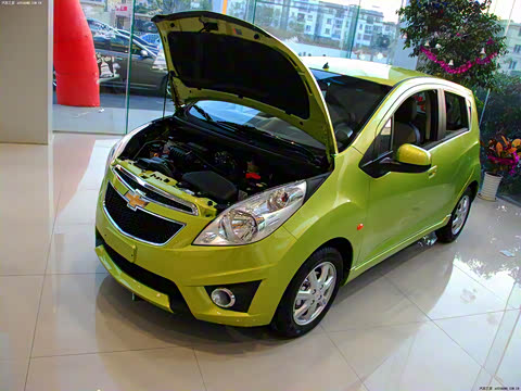 2011�� 1.0 SX AT