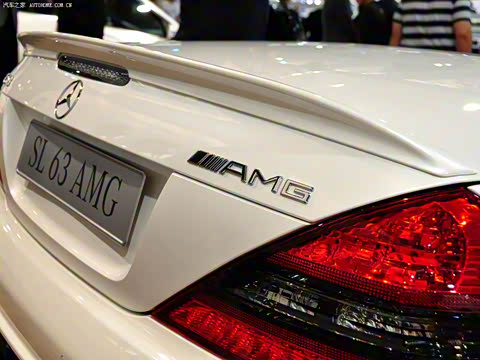 2009�� AMG SL 63