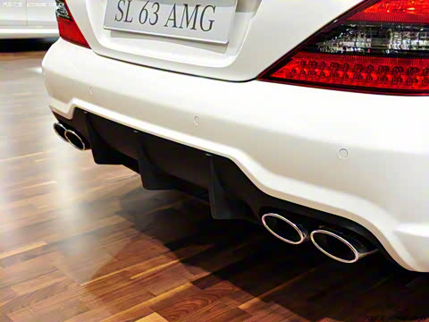 2009�� AMG SL 63