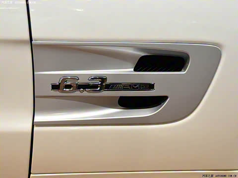 2009�� AMG SL 63
