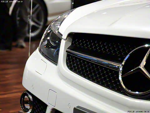 2009�� AMG SL 63