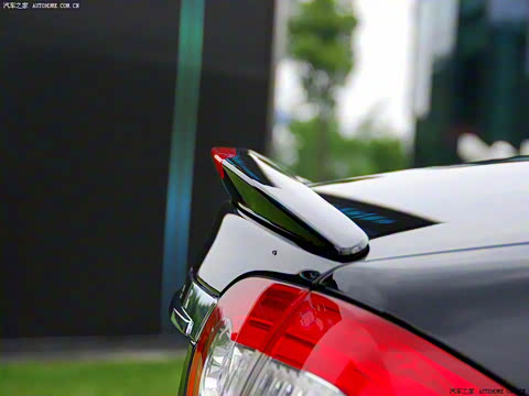 2009�� XKR 5.0L V8��е��ѹ�����ܳ�