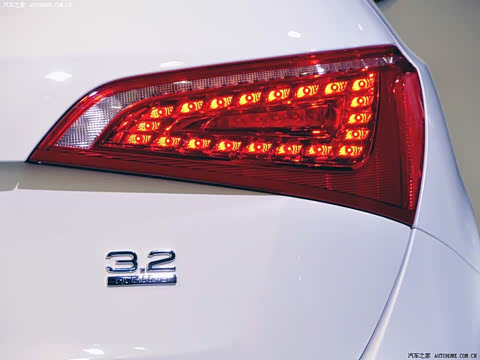 2010�� 3.2FSI �˶���