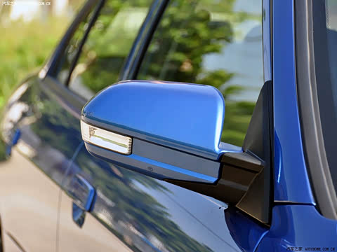 2009�� 1.5L �ֶ���ɰ�