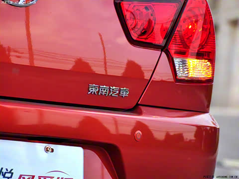 2009�� 1.5L �ֶ���ɰ�