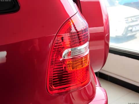 2010�� 2.0L �ֶ�5�ű�׼��