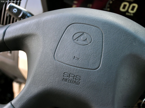 2009 ˶ 2.0L ֶ 4WD
