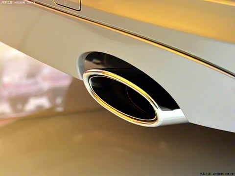 2009�� E 300 ʱ����