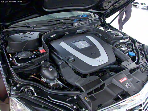 2009�� E 300 ʱ����