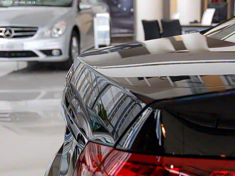 2009�� E 300 ʱ����