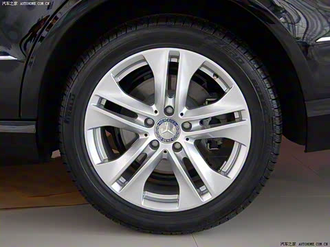 2009�� E 300 ʱ����