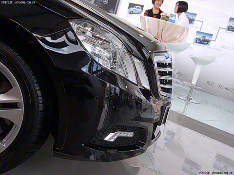 2009�� E 300 ʱ����