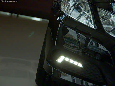 2009�� E 300 ʱ����