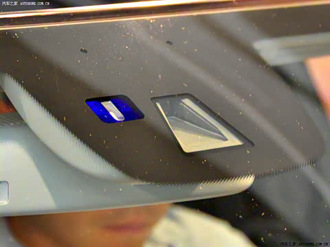 2009�� E 300 ʱ����