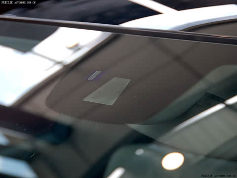 2009�� E 300 ʱ����