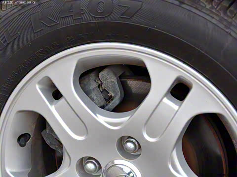 2009�� ���� 1.5L �ֶ���Ӣ��